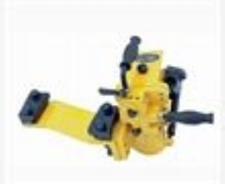 点击查看详细信息<br>标题：YFZ-250型液压方枕器 阅读次数：1749