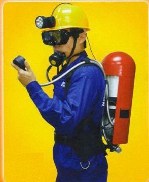 点击查看详细信息<br>标题：潜水空气呼吸器型 阅读次数：2619