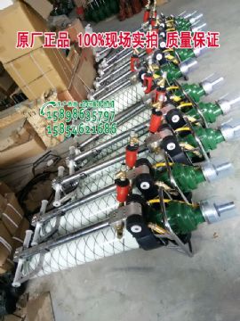 点击查看详细信息<br>标题：发往山西太原MQT-120/2.3气动锚杆钻机及配件 阅读次数：1945