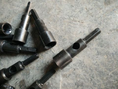 点击查看详细信息<br>标题：锚索搅拌器 阅读次数：1762