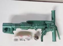 点击查看详细信息<br>标题：B47凿岩机 阅读次数：1237
